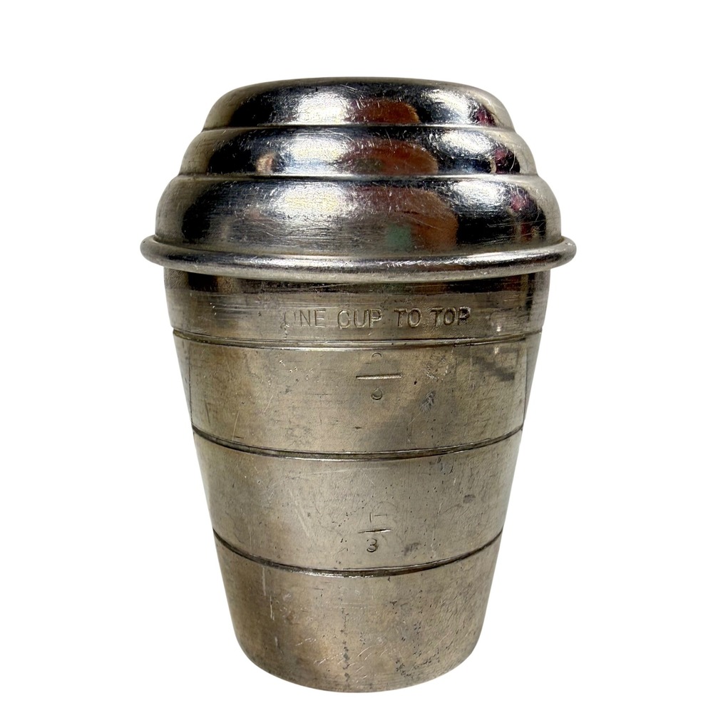 Vintage Mirro Aluminum Gravy Shaker Beehive Lid 1 Cup 2623 M Made in USA MCM